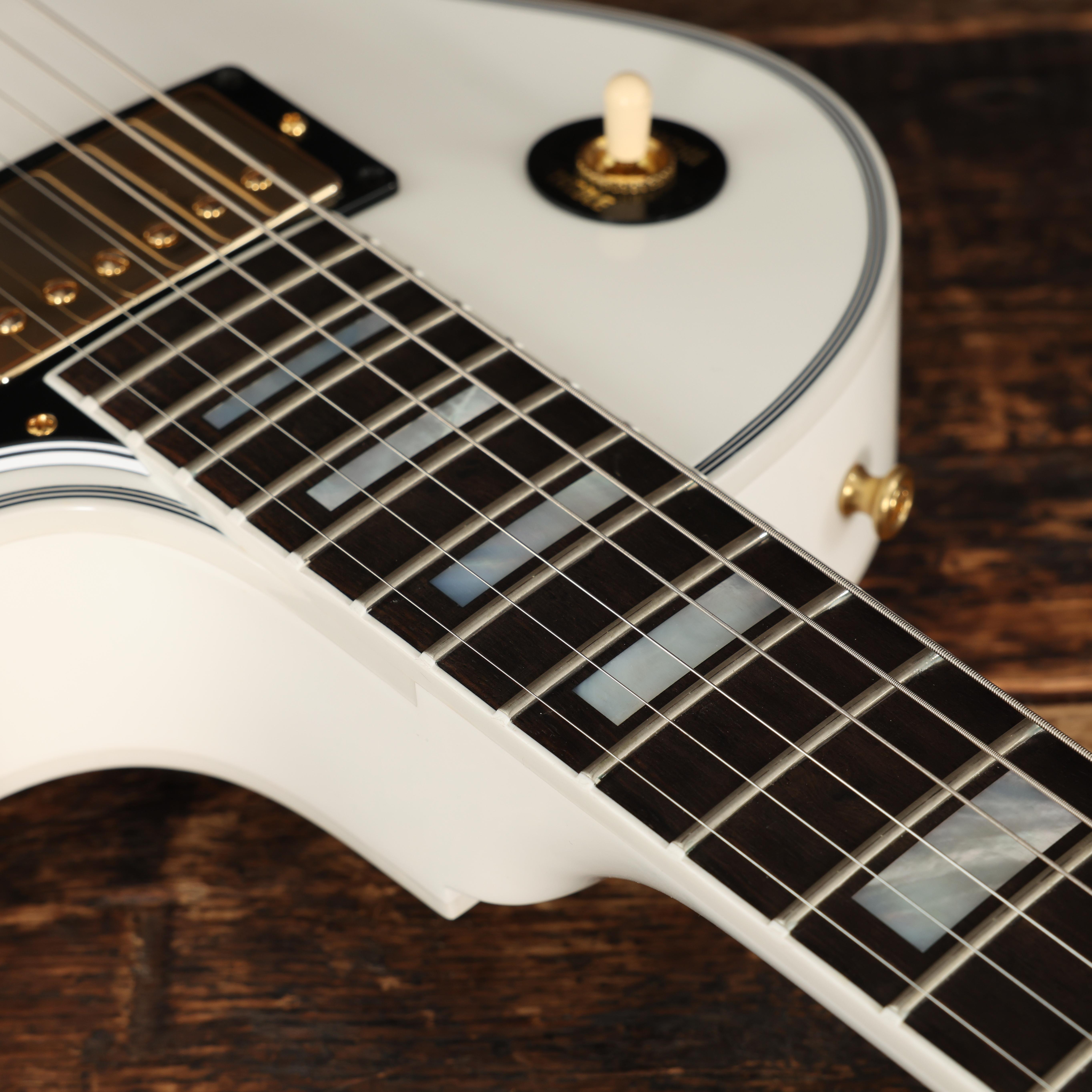 Gibson Custom Shop Les Paul Custom in Alpine White - Andertons